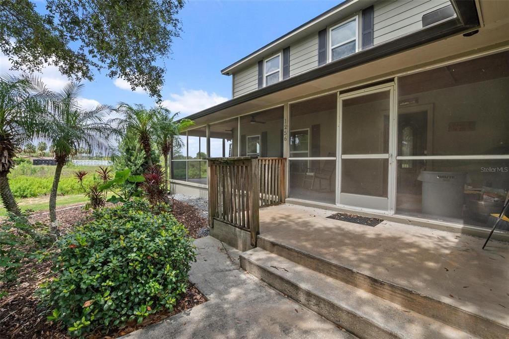 На продажу: $695,000 (3 спален, 2 ванн, 2108 Квадратных фут)