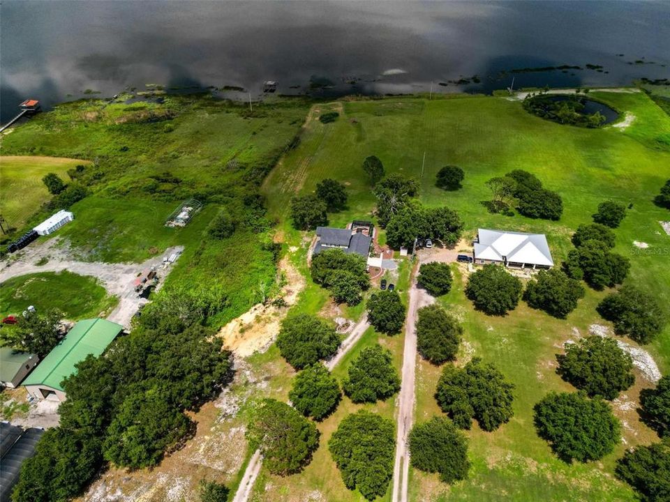 На продажу: $695,000 (3 спален, 2 ванн, 2108 Квадратных фут)