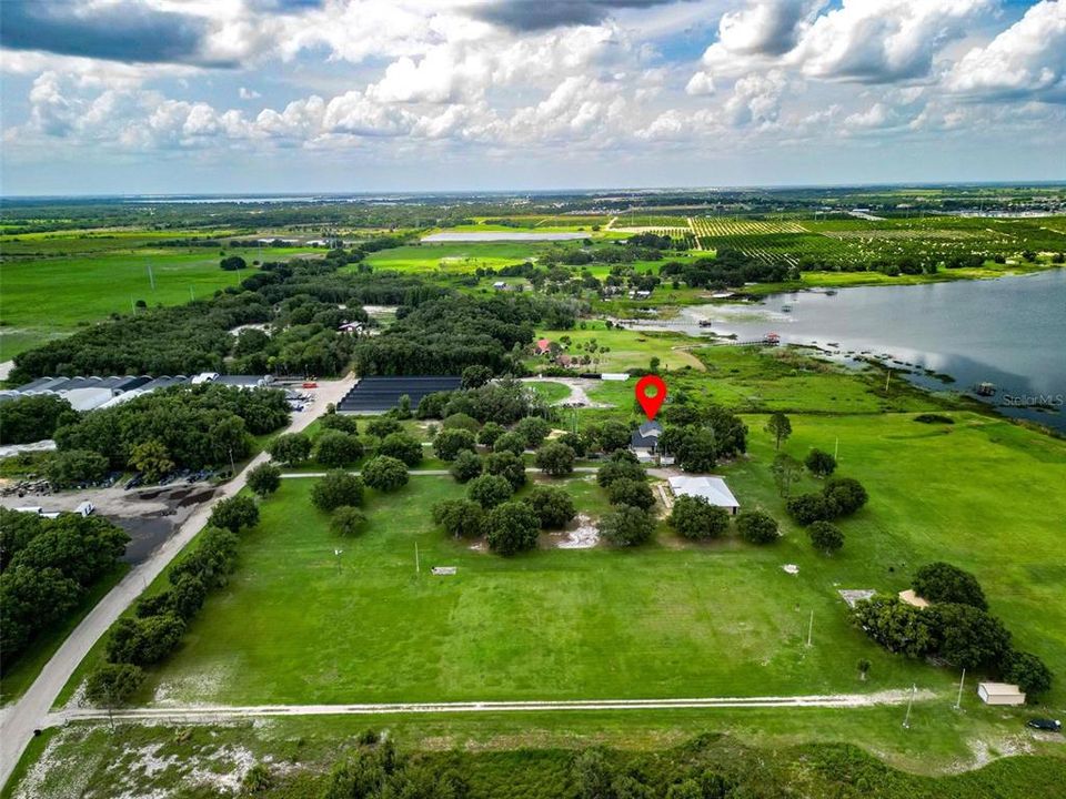 На продажу: $695,000 (3 спален, 2 ванн, 2108 Квадратных фут)