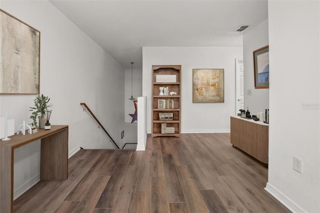 На продажу: $695,000 (3 спален, 2 ванн, 2108 Квадратных фут)