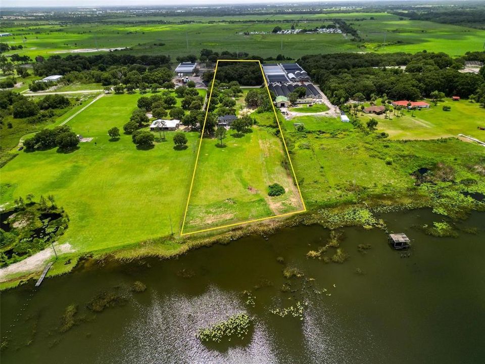 На продажу: $695,000 (3 спален, 2 ванн, 2108 Квадратных фут)