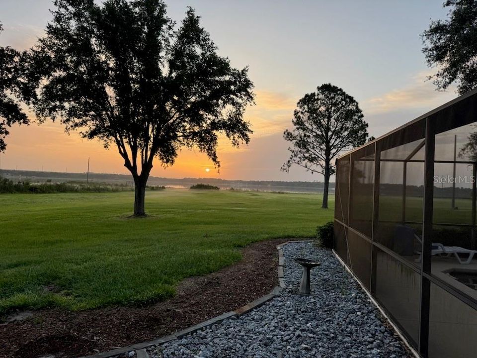 На продажу: $695,000 (3 спален, 2 ванн, 2108 Квадратных фут)