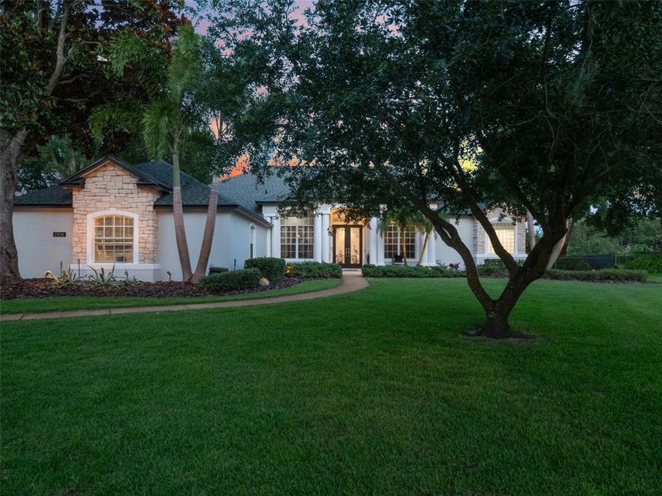 最近售出: $1,149,000 (4 贝兹, 3 浴室, 2838 平方英尺)