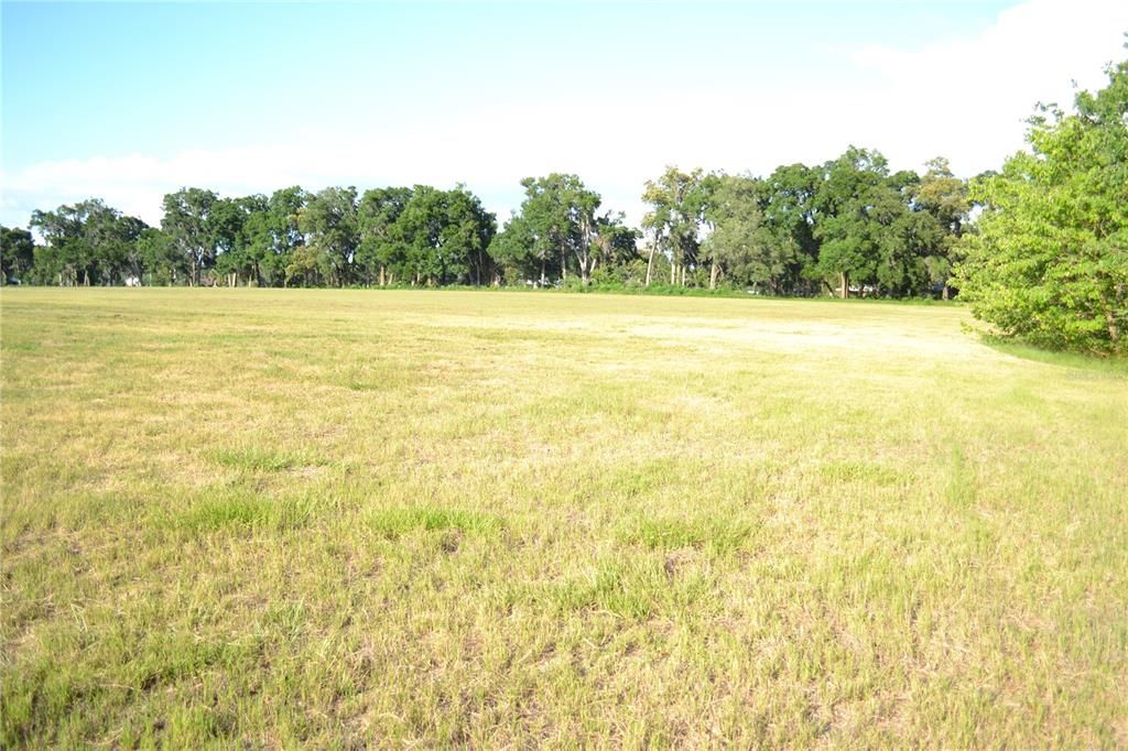 待售: $499,900 (2 贝兹, 1 浴室, 1787 平方英尺)