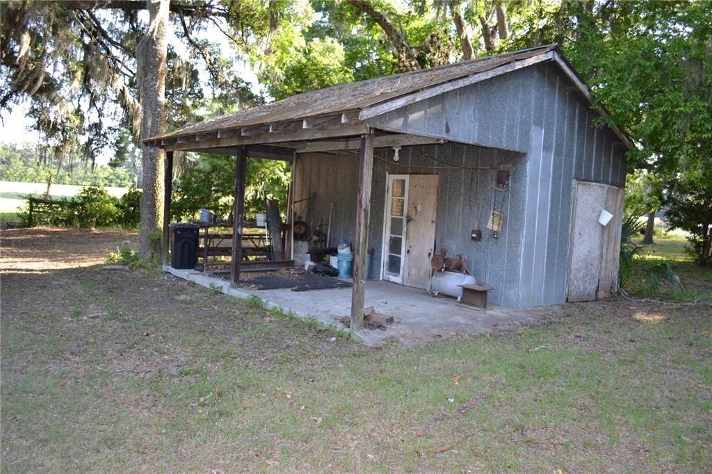 待售: $499,900 (2 贝兹, 1 浴室, 1787 平方英尺)