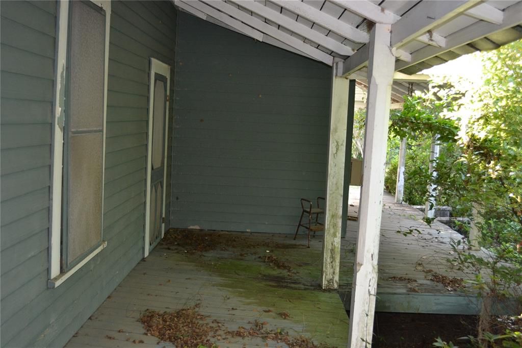 待售: $499,900 (2 贝兹, 1 浴室, 1787 平方英尺)