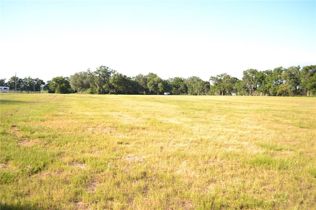 待售: $499,900 (2 贝兹, 1 浴室, 1787 平方英尺)