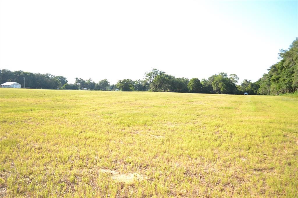 待售: $499,900 (2 贝兹, 1 浴室, 1787 平方英尺)