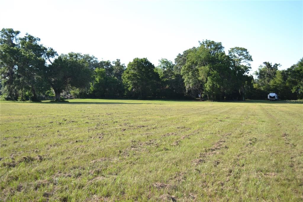 待售: $499,900 (2 贝兹, 1 浴室, 1787 平方英尺)