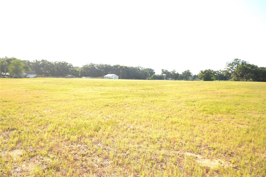 待售: $499,900 (2 贝兹, 1 浴室, 1787 平方英尺)