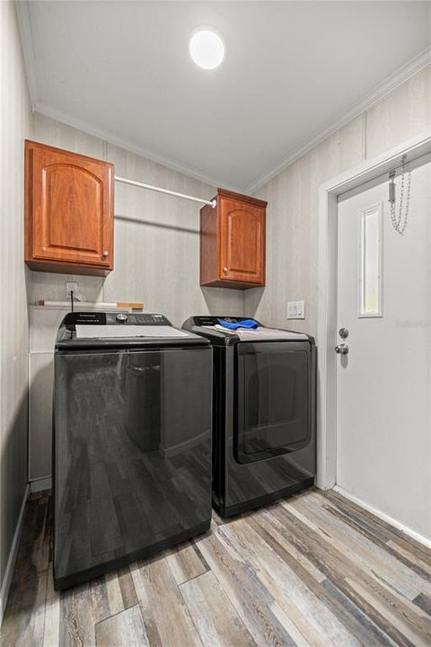 Active With Contract: $322,500 (4 beds, 2 baths, 1620 Square Feet)