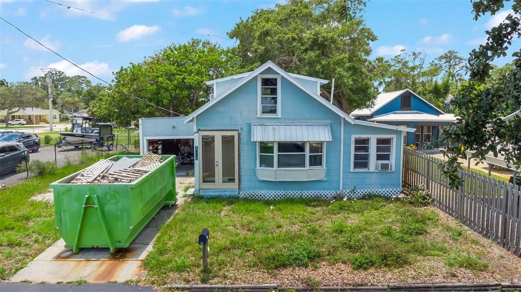 最近售出: $159,900 (2 贝兹, 2 浴室, 1082 平方英尺)