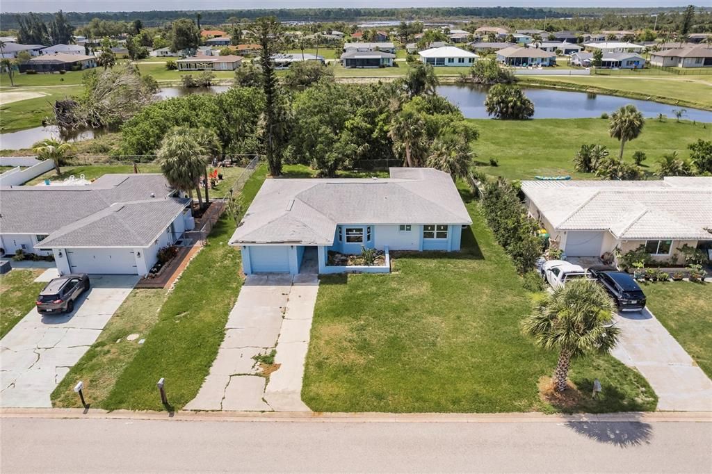 合同活跃: $210,000 (2 贝兹, 2 浴室, 1542 平方英尺)