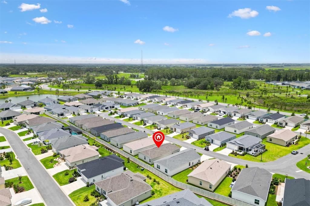 Active With Contract: $249,900 (2 beds, 2 baths, 1148 Square Feet)