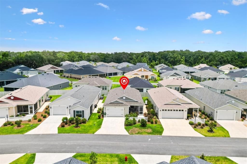 Active With Contract: $249,900 (2 beds, 2 baths, 1148 Square Feet)