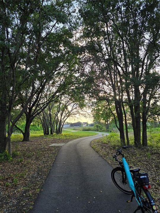 Active With Contract: $249,900 (2 beds, 2 baths, 1148 Square Feet)