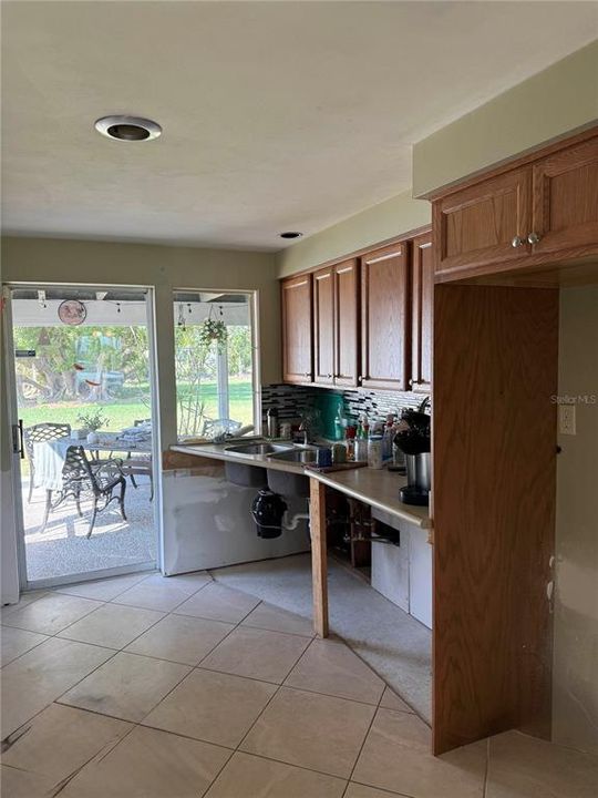 待售: $398,900 (2 贝兹, 2 浴室, 1391 平方英尺)