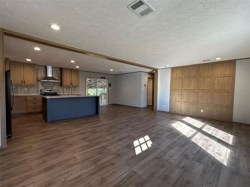 En Venta: $284,900 (3 camas, 2 baños, 1512 Pies cuadrados)