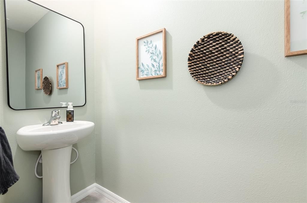 For Sale: $270,000 (3 beds, 2 baths, 1695 Square Feet)