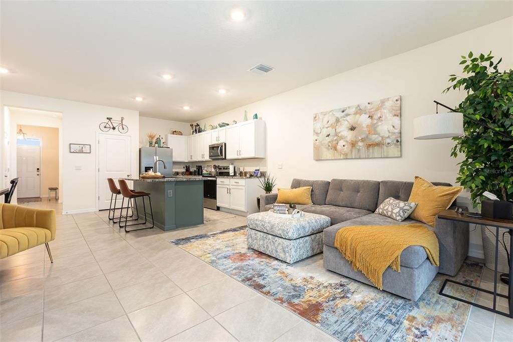 For Sale: $270,000 (3 beds, 2 baths, 1695 Square Feet)