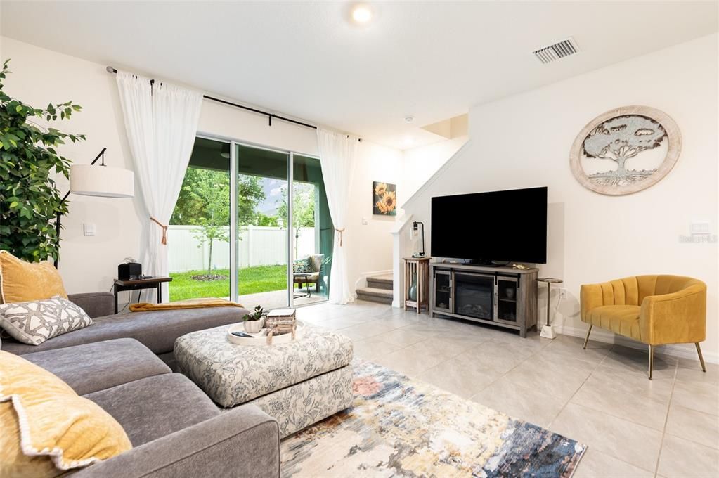 For Sale: $270,000 (3 beds, 2 baths, 1695 Square Feet)