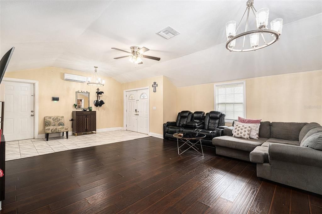 Active With Contract: $450,000 (3 beds, 2 baths, 2059 Square Feet)