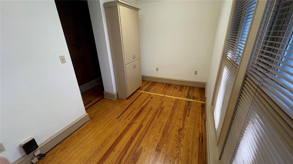 For Sale: $19,812 (0 beds, 0 baths, 1651 Square Feet)