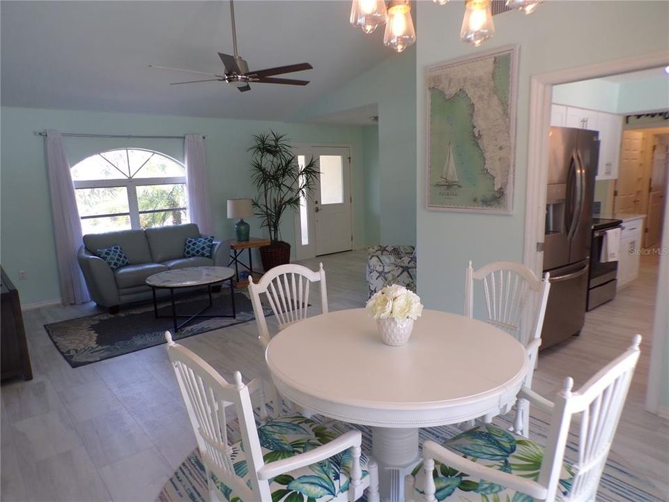 В аренду: $3,350 (3 спален, 2 ванн, 1922 Квадратных фут)