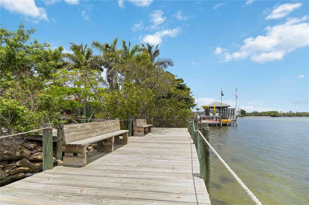 待售: $799,900 (3 贝兹, 3 浴室, 2701 平方英尺)