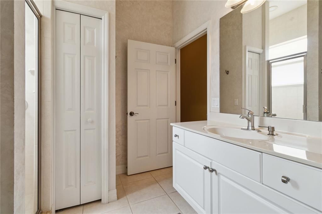 待售: $799,900 (3 贝兹, 3 浴室, 2701 平方英尺)