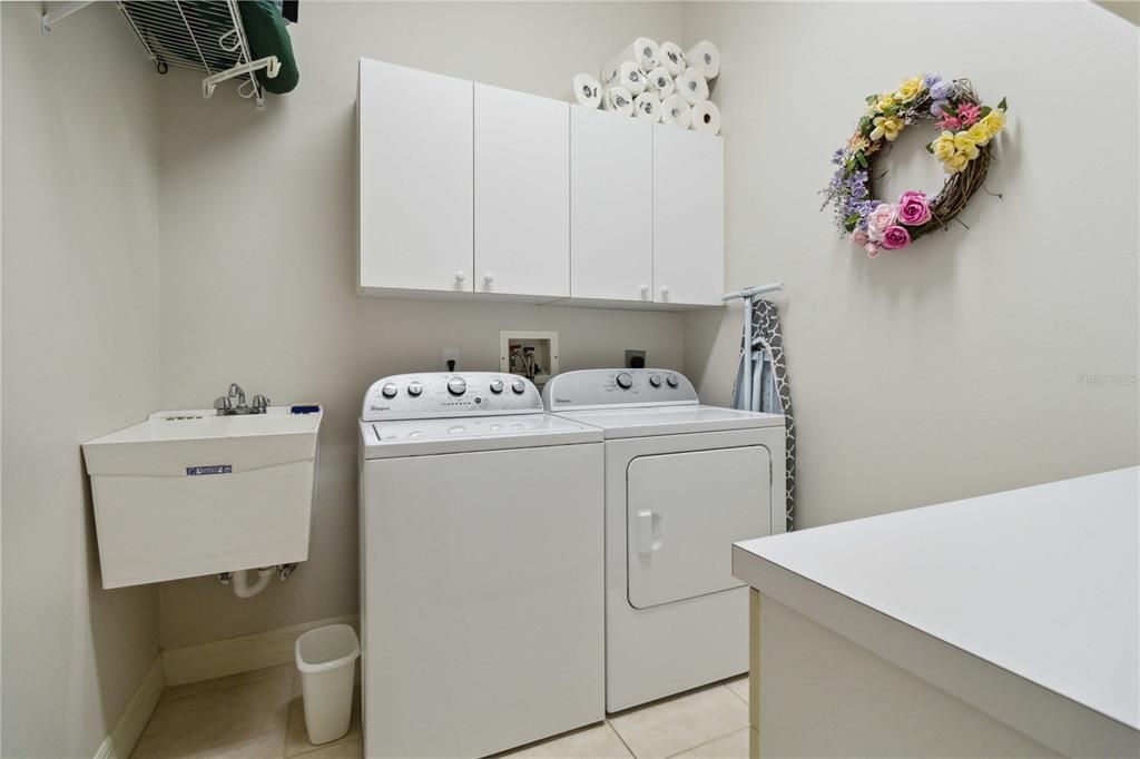 待售: $799,900 (3 贝兹, 3 浴室, 2701 平方英尺)