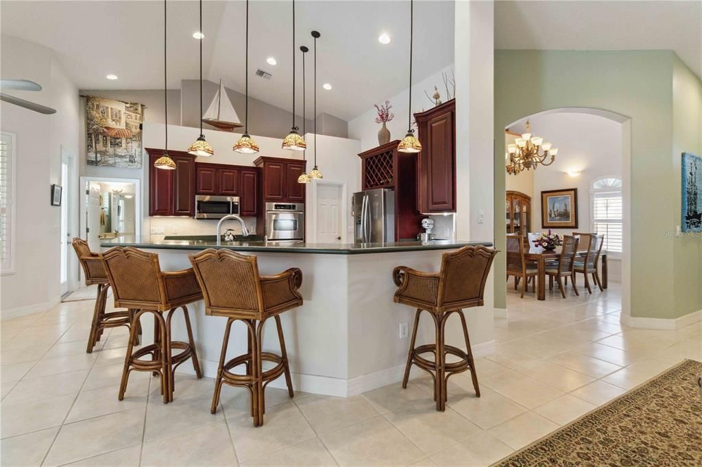 待售: $799,900 (3 贝兹, 3 浴室, 2701 平方英尺)