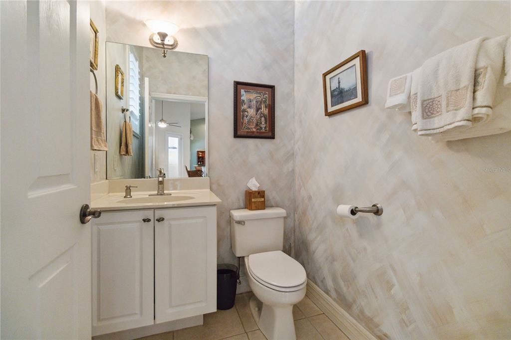 待售: $799,900 (3 贝兹, 3 浴室, 2701 平方英尺)