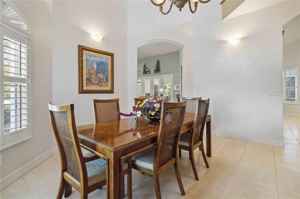 待售: $799,900 (3 贝兹, 3 浴室, 2701 平方英尺)