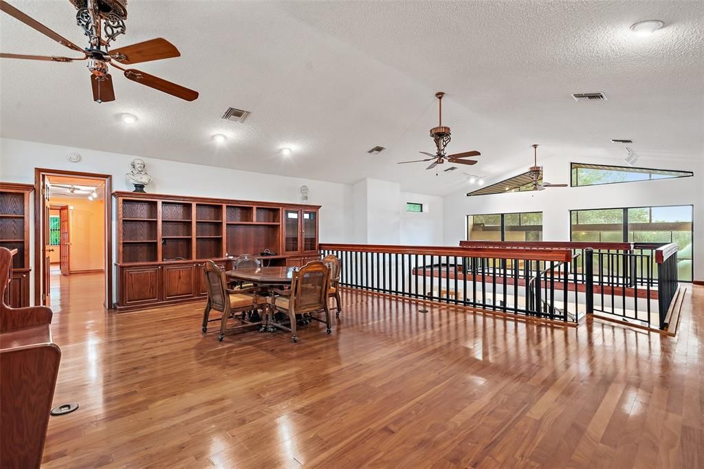 For Sale: $1,499,000 (5 beds, 4 baths, 4406 Square Feet)