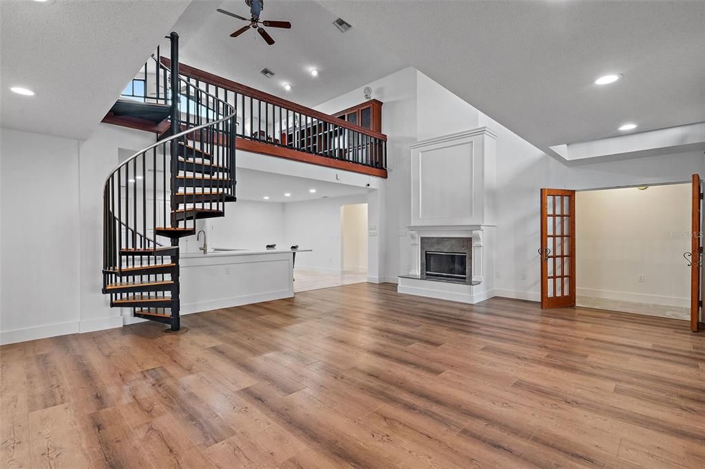 For Sale: $1,499,000 (5 beds, 4 baths, 4406 Square Feet)