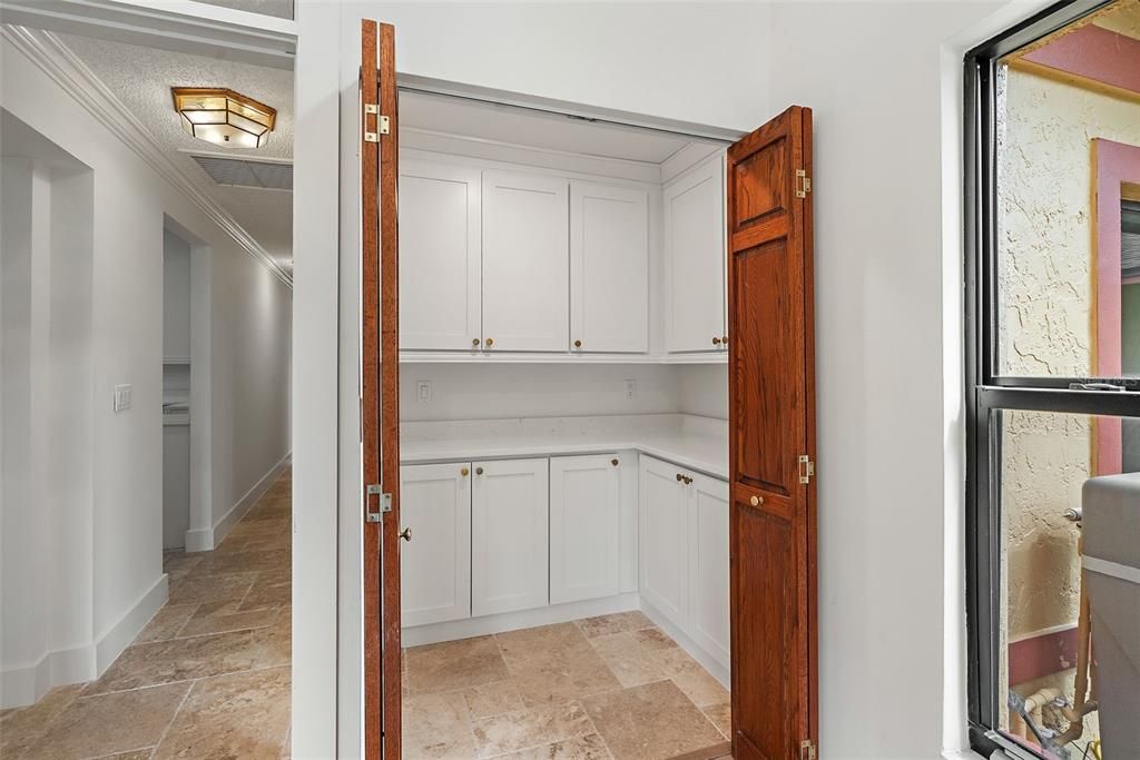 For Sale: $1,499,000 (5 beds, 4 baths, 4406 Square Feet)