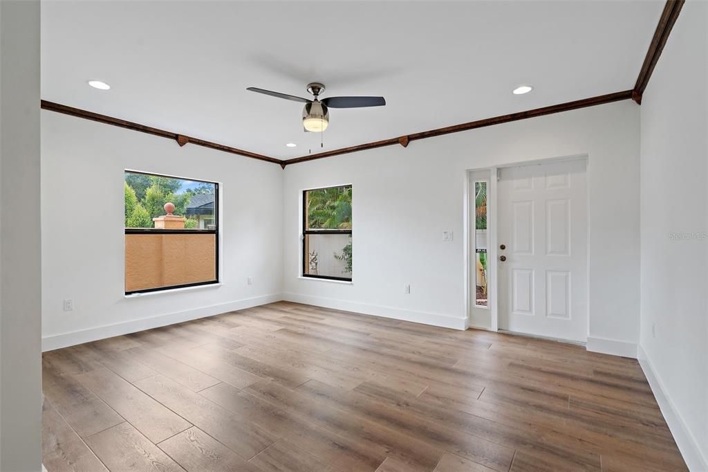 For Sale: $1,499,000 (5 beds, 4 baths, 4406 Square Feet)