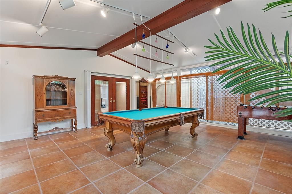 For Sale: $1,499,000 (5 beds, 4 baths, 4406 Square Feet)