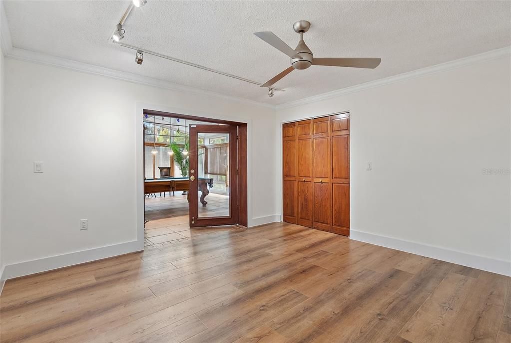 For Sale: $1,499,000 (5 beds, 4 baths, 4406 Square Feet)