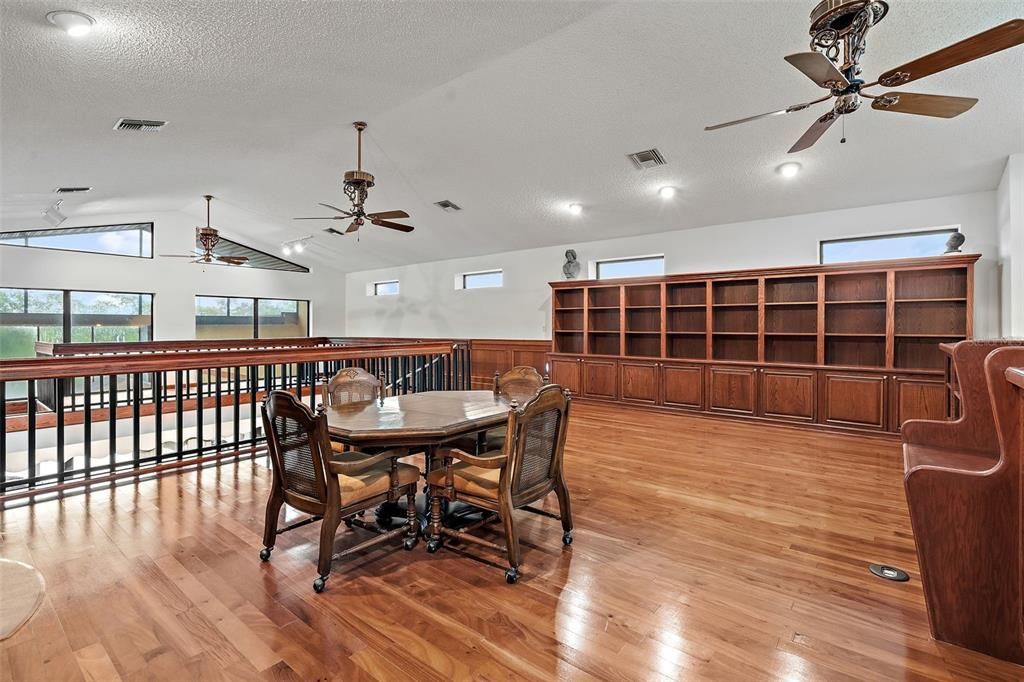 For Sale: $1,499,000 (5 beds, 4 baths, 4406 Square Feet)