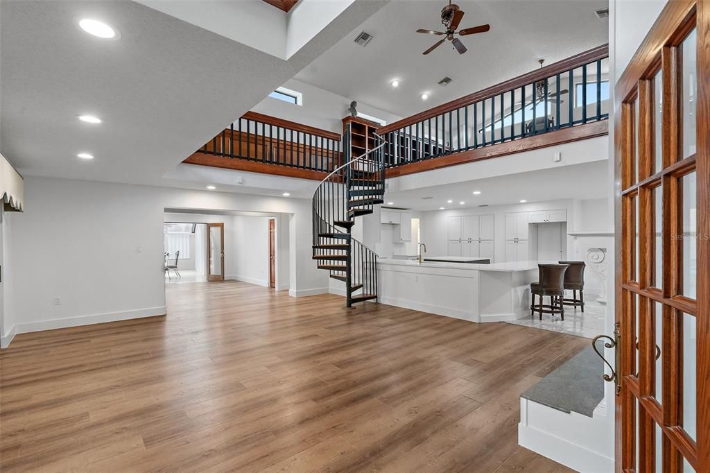 For Sale: $1,499,000 (5 beds, 4 baths, 4406 Square Feet)