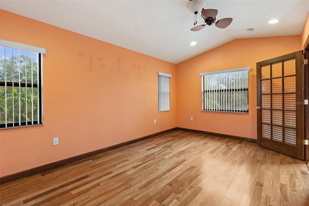 For Sale: $1,499,000 (5 beds, 4 baths, 4406 Square Feet)