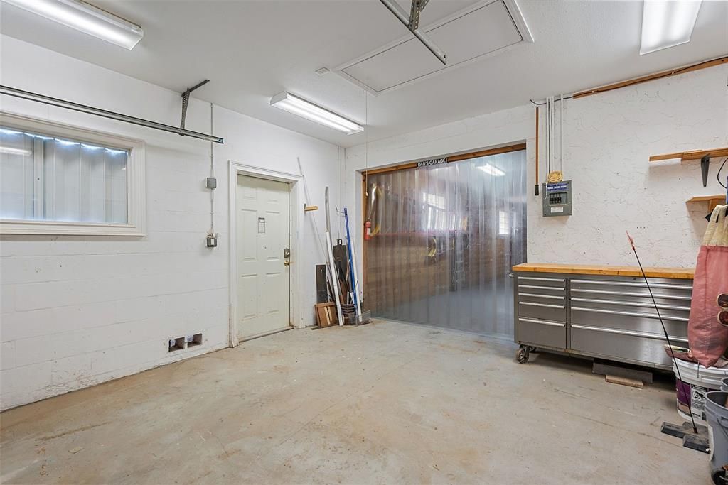 For Sale: $1,499,000 (5 beds, 4 baths, 4406 Square Feet)