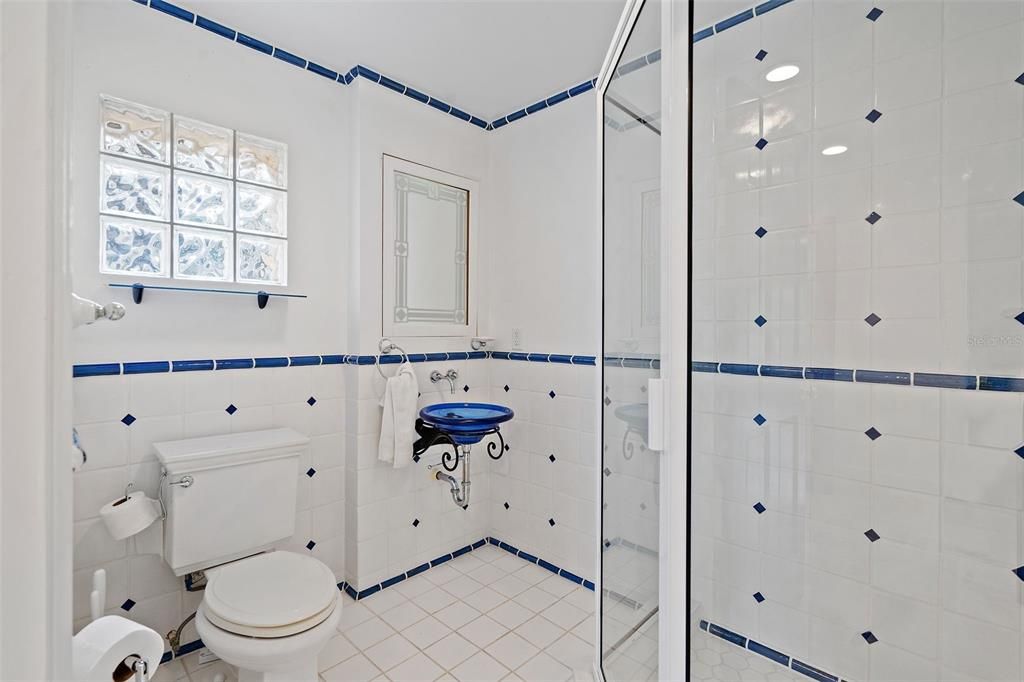 For Sale: $1,499,000 (5 beds, 4 baths, 4406 Square Feet)