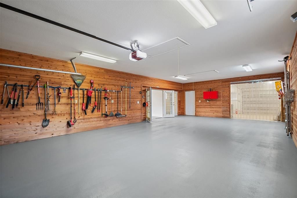 For Sale: $1,499,000 (5 beds, 4 baths, 4406 Square Feet)