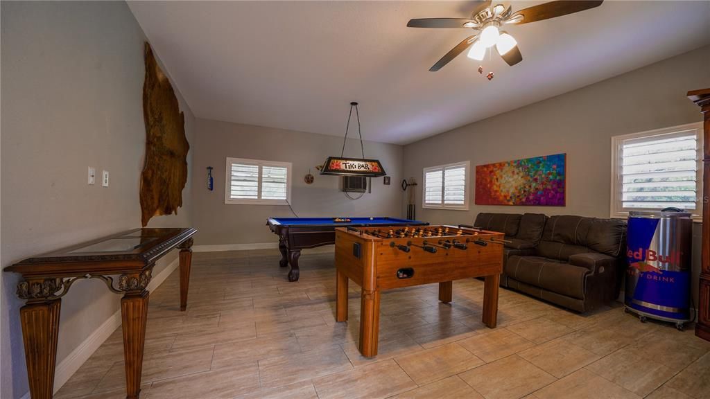 For Sale: $875,000 (5 beds, 2 baths, 3115 Square Feet)