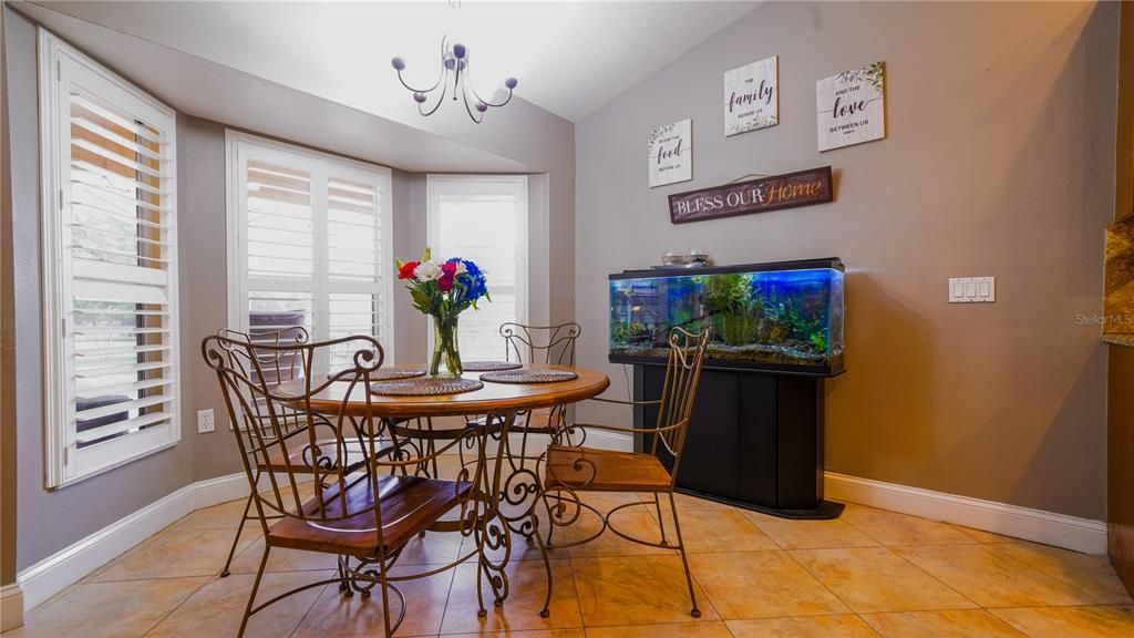 For Sale: $875,000 (5 beds, 2 baths, 3115 Square Feet)