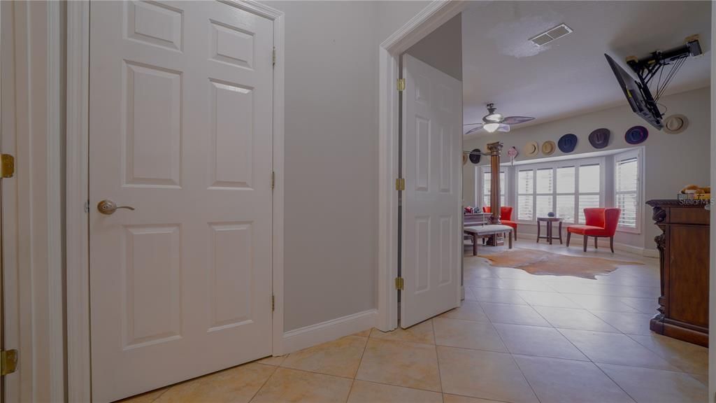 For Sale: $875,000 (5 beds, 2 baths, 3115 Square Feet)