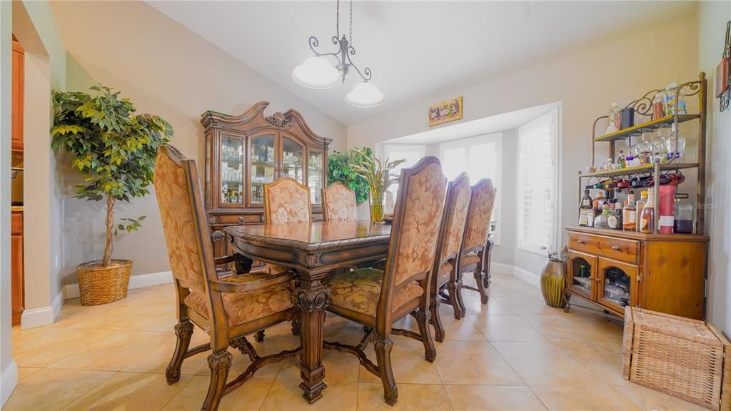 For Sale: $875,000 (5 beds, 2 baths, 3115 Square Feet)